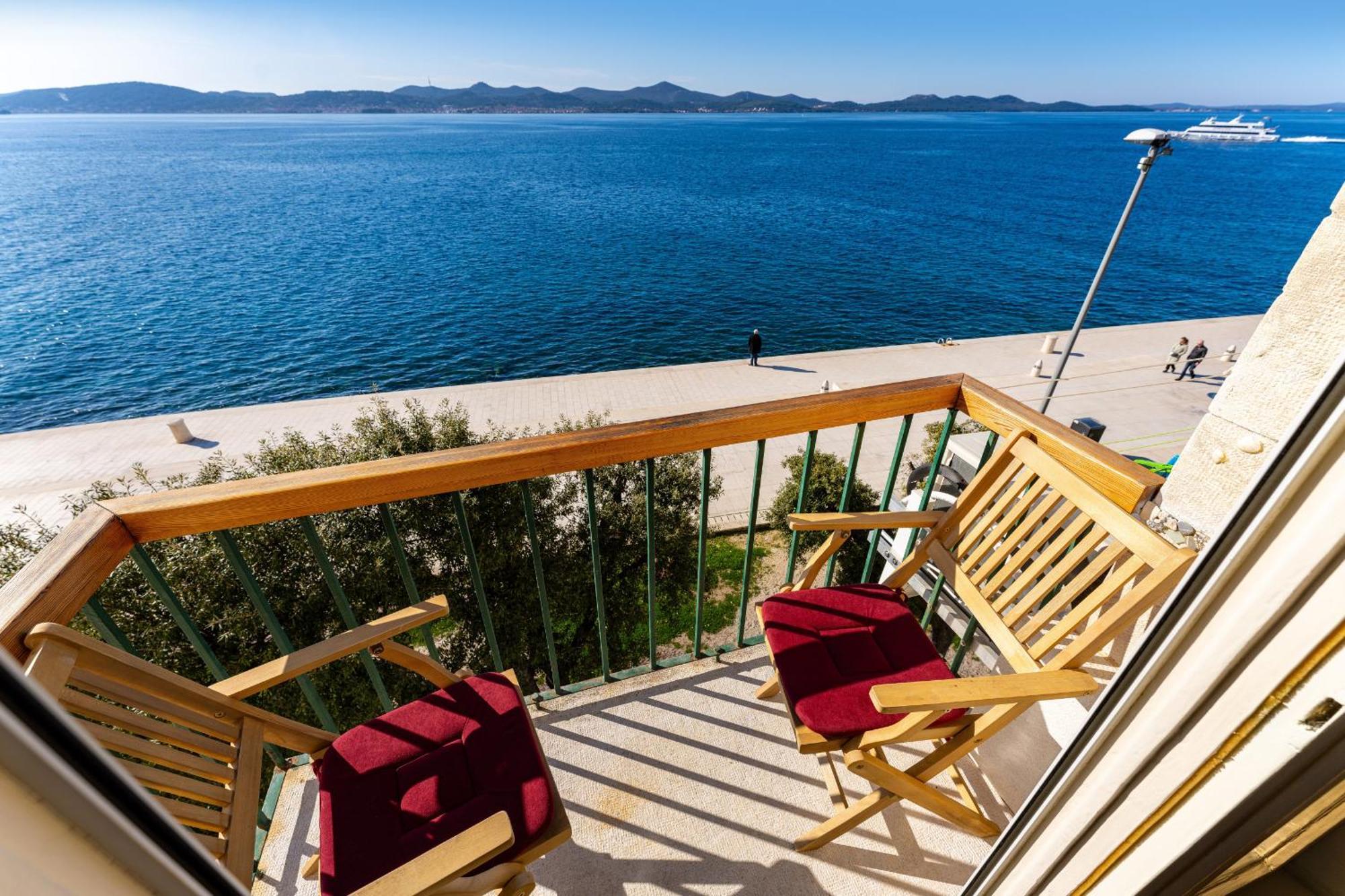 My Dalmatia - Sea View Apartment Riva Задар Екстериор снимка