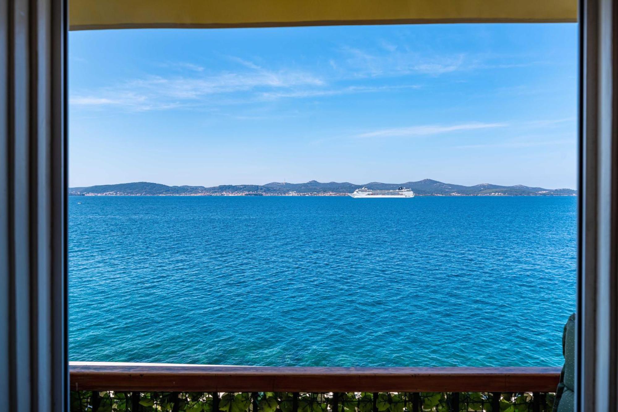 My Dalmatia - Sea View Apartment Riva Задар Екстериор снимка